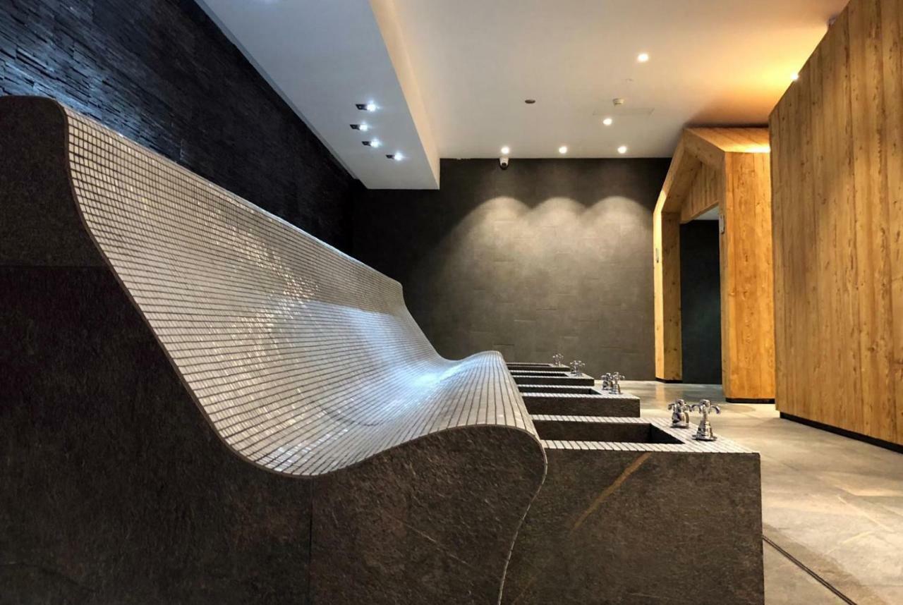 Hotel Les Bains D'Ovronnaz Kültér fotó