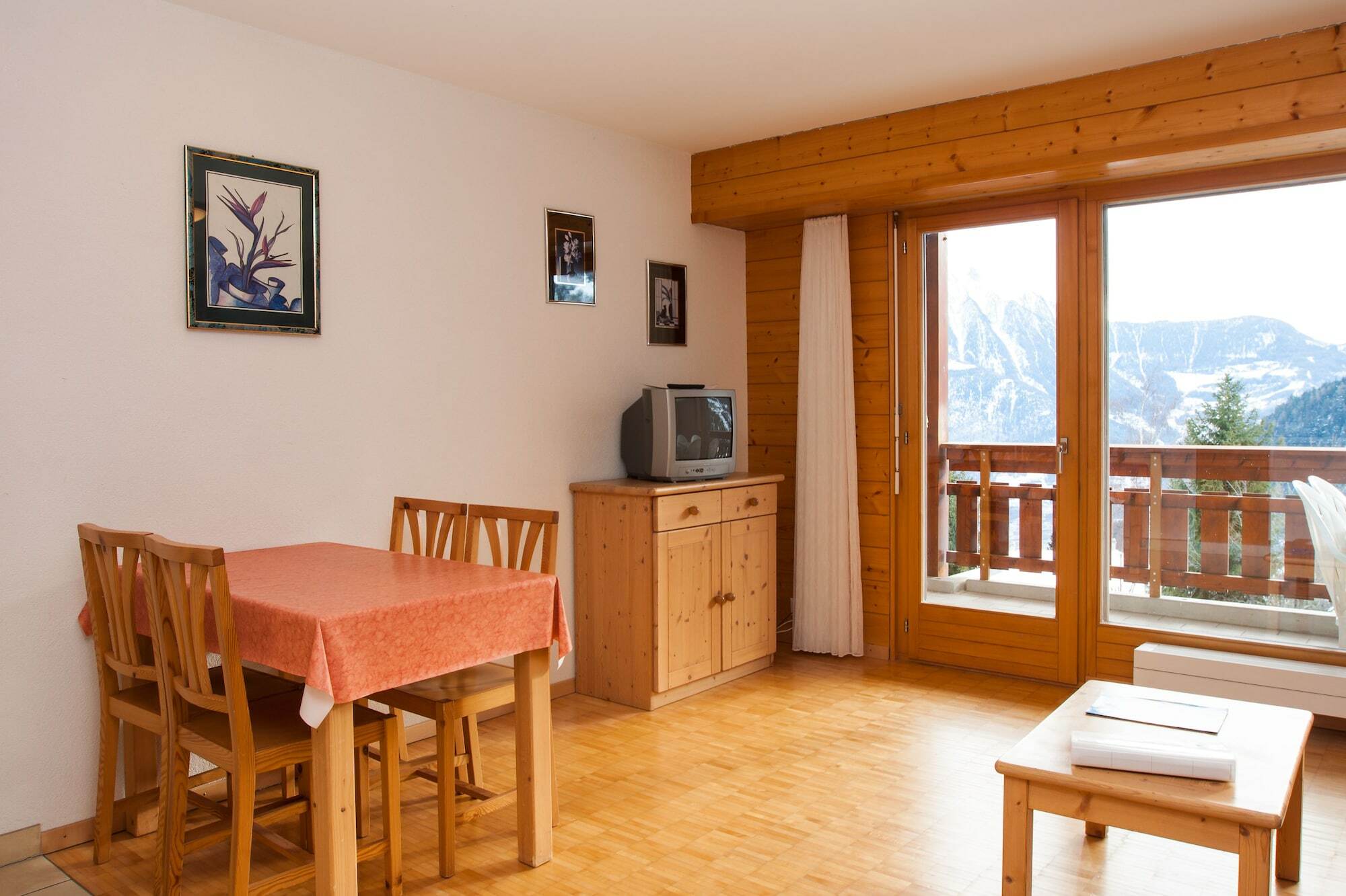 Hotel Les Bains D'Ovronnaz Kültér fotó